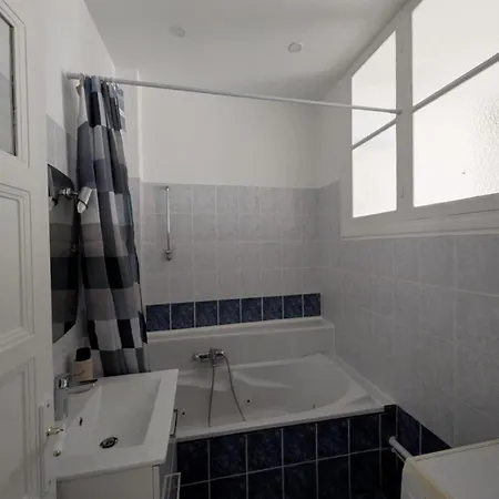 Bel Proche Centre 15 Minutes Apartment