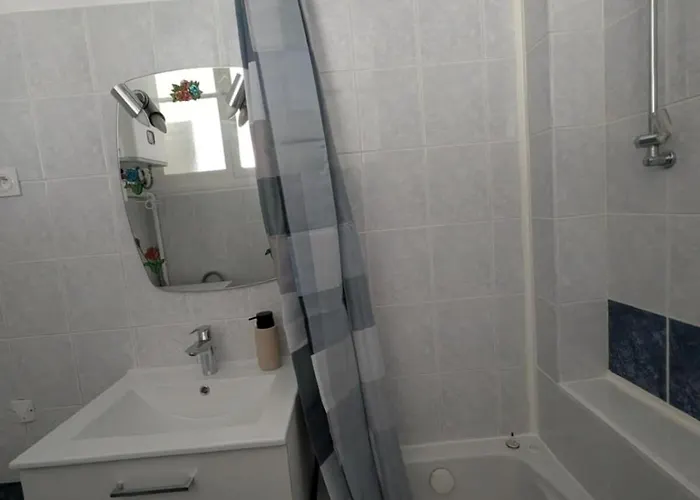 Apartment Bel Proche Centre 15 Minutes *